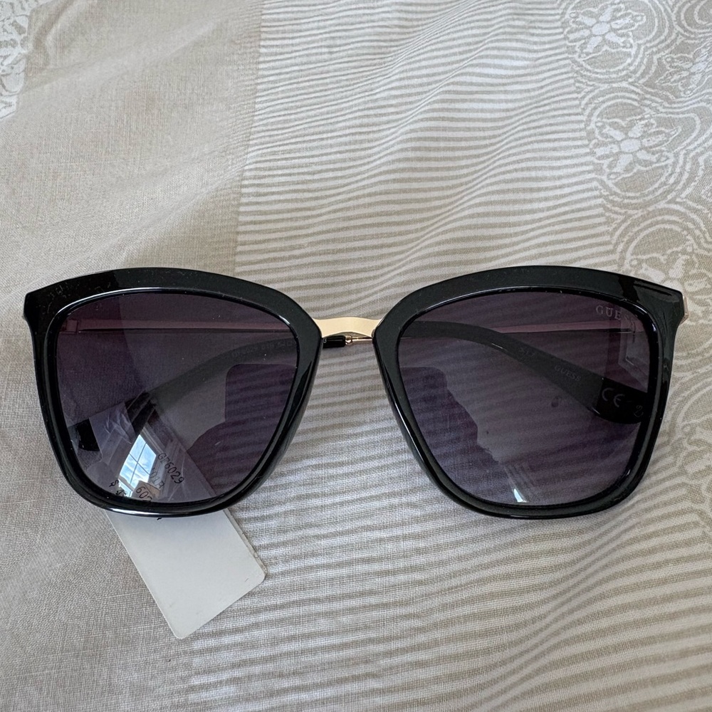 GUESS sunglasses